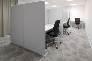 Softline Floor Screen by Abstracta - view 4