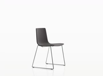 Slim chair sledge soft L by Alias - view 2