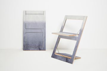 Fläpps Folding Chair - Fading Grey - Monika Stirgel by Ambivalenz