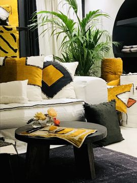 Coussin Tribal 2 by Bérengère Leroy - view 2