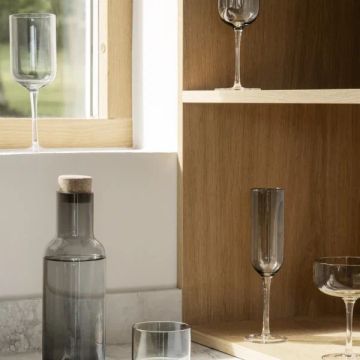 Red wine glasses FUUMI set of 4 in Smoke, 400 ml by Blomus - view 2