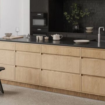 AVIO stool in oak, Black Oak, 23 x 38 cm by Blomus - view 3