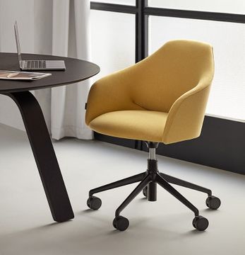 Helium Ruedas Armchair by Capdell - view 2