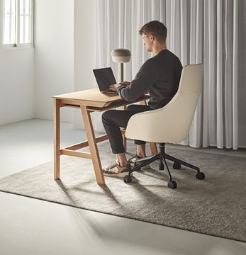 Ejecutivo Helium Armchair by Capdell - view 2