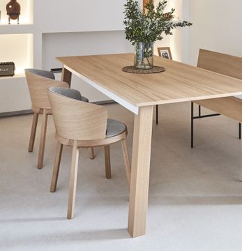 Aro Chair by Capdell - view 2