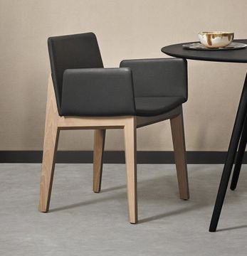 Ava Armchair by Capdell - view 3