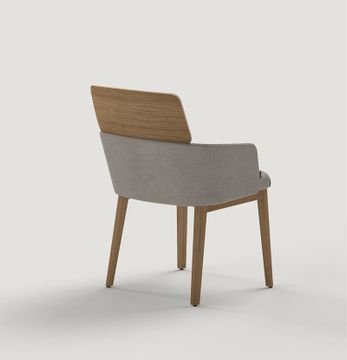 Concord Semitapizado Patas Madera Armchair by Capdell - view 3