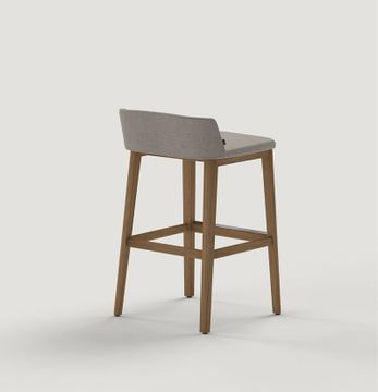 Concord Bajo De Madera Stool by Capdell - view 3