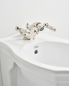 Diamond 1 hole bidet set by Devon&Devon - view 2