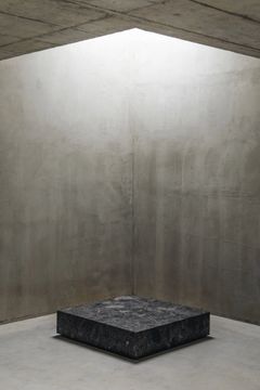 Edge side table by Maami Home - view 3