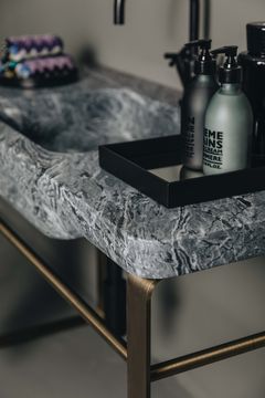 Vanuatu washbasin by Maami Home - view 6