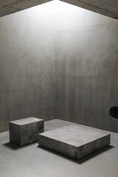 Edge side table by Maami Home - view 4