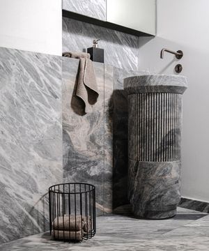 Doric washbasin by Maami Home - view 4