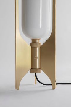 PENNON TABLE LAMP by Bert Frank - view 9