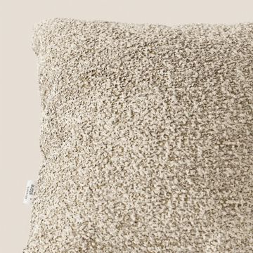 Magnolia cushion available in various colours made in pregiato bouclé mélange soft and strutturato T29. by Divani Store - view 4