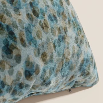 Brush cushions disponibili in various colours made in velvet water-repellent by Divani Store - view 4