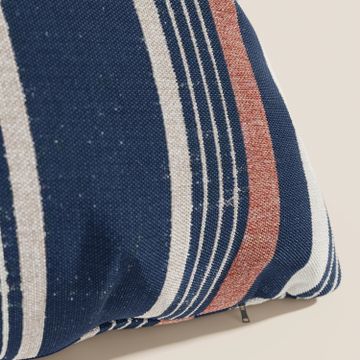 Line-style cushions a fantasia rigata in fabric water-repellent available in 2 colorazioni by Divani Store - view 4