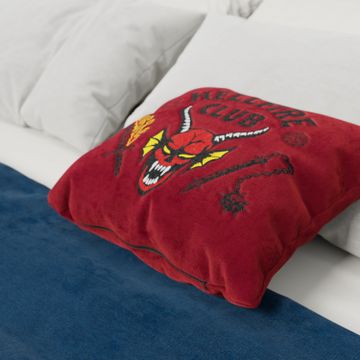 Cushion Hellfire club stranger things Limited Edition with Ricamo – fabric stain-resistant 45x45 by Divani Store - view 6