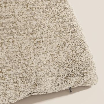 Magnolia cushion available in various colours made in pregiato bouclé mélange soft and strutturato T29. by Divani Store - view 2