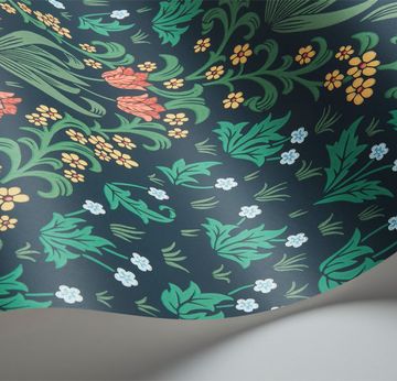Tudor Garden by Cole & Son - view 8
