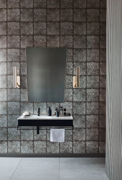 King's Argent by Cole & Son - view 8