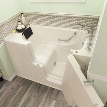 Gelcoat Premium Series 30 x 52 -Inch Walk-in Tub With Soaker System - Right-Hand Drain With Faucet by American Standard - view 5