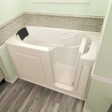 Gelcoat Premium Series 30 x 60 -Inch Walk-in Tub With Whirlpool System - Right-Hand Drain by American Standard - view 9