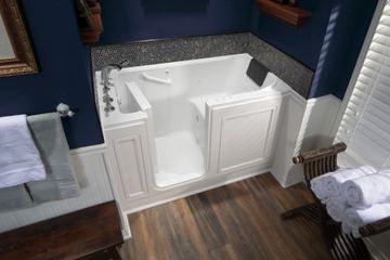 Acrylic Luxury Series 32 x 60 -Inch Walk-in Tub With Combination Air Spa and Whirlpool Systems - Left-Hand Drain With Faucet by American Standard - view 9