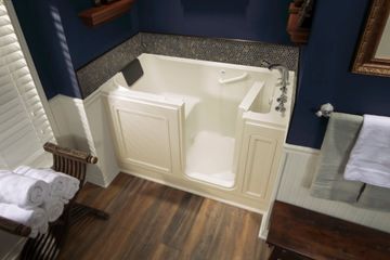 Acrylic Luxury Series 32 x 60 -Inch Walk-in Tub With Air Spa System - Right-Hand Drain With Faucet by American Standard - view 5