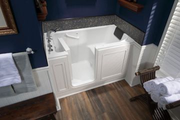 Acrylic Luxury Series 32 x 60 -Inch Walk-in Tub With Air Spa System - Left-Hand Drain With Faucet by American Standard - view 9