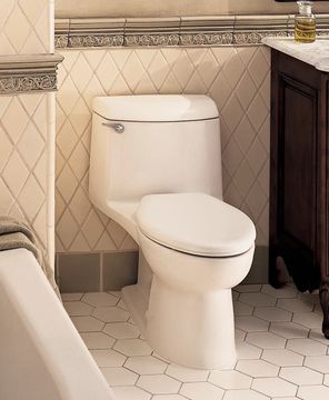 Champion 4 Elongated One-Piece 1.6 gpf Toilet by American Standard - view 2