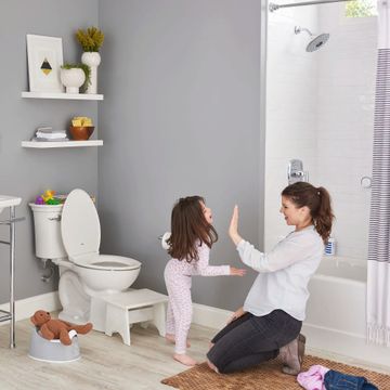 Princeton Americast 60 x 30-Inch Integral Apron Bathtub Above Floor Rough Left-Hand Outlet with Integral Drain by American Standard - view 9