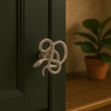 Fauna Ouroboros – snake brass knob by Il Bronzetto - view 2
