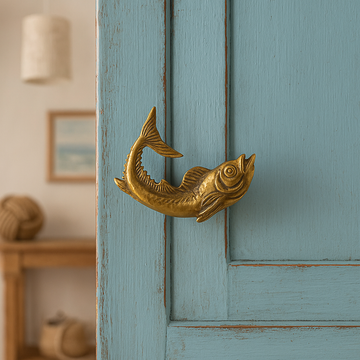 Oceano Portofino - fish brass knob by Il Bronzetto - view 2