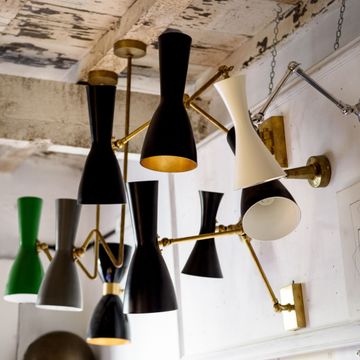 Whormole - wall light with jointed arm by Il Bronzetto - view 2