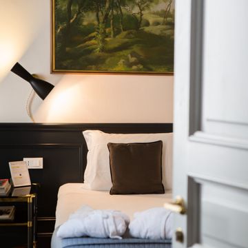 Whormole - wall light by Il Bronzetto - view 2