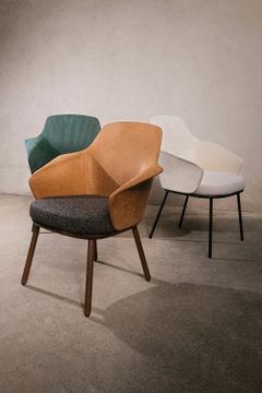 Linus Chair by La Manufacture - view 2