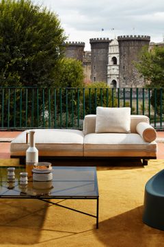Static Table by La Manufacture - view 3