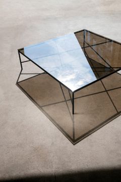Static Table by La Manufacture - view 2