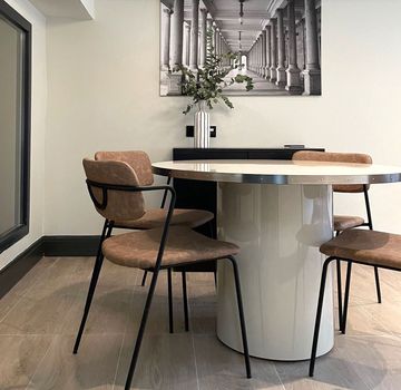 Mesa Antique Boutique Redonda - Mid-Century con Base Central by Jover+Valls - view 7