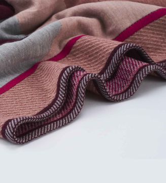 Plaid floral design with fringes by LA FABBRICA DEL LINO - view 2