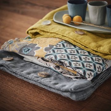 Linen runner with Patchwork print by LA FABBRICA DEL LINO - view 7