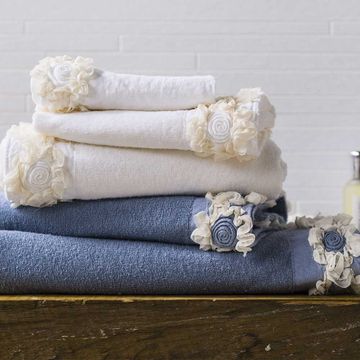 Face and guest towel set in terrycloth with Peonies embroidery by LA FABBRICA DEL LINO - view 3