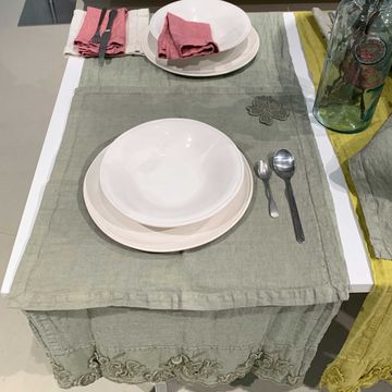 Pack of 4 napkins and/or placemats with petal embroidery *while supplies last by LA FABBRICA DEL LINO - view 4