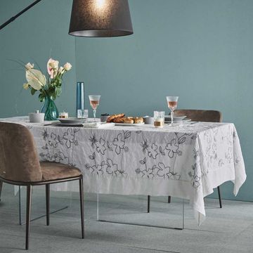 Rectangular tablecloth with Narcissus embroidery by LA FABBRICA DEL LINO - view 5