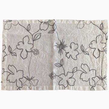 Pair of placemats with Narcissus embroidery by LA FABBRICA DEL LINO - view 2