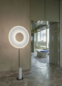 Iris Floor Totem 80 by DCWéditions - view 3
