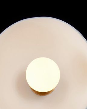 TRAPEZE : 1 SURFACE by Apparatus Studio - view 2