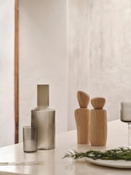 Pebble & Cairn Grinder Gift Set - Oak by Ferm Living - view 3