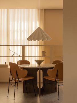 Androgyne Dining Table, Round by Audo Copenhagen - view 5